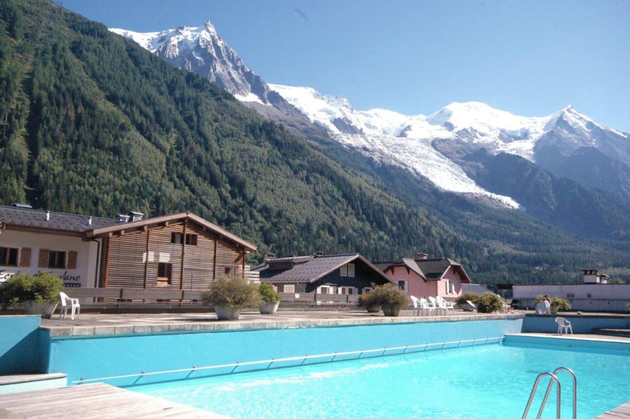 Modern Studio With Mont Blanc View And Pool Chamonix Exteriör bild